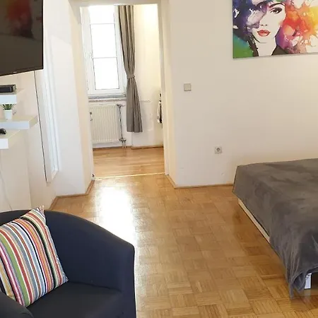 Mi Casa 5 *